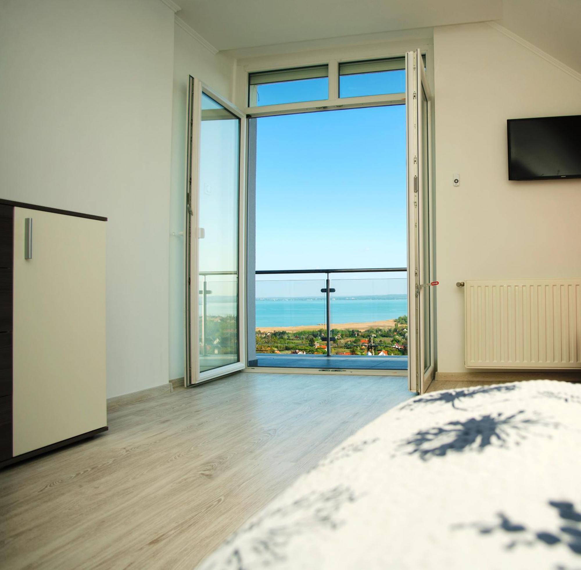 Lakeview Apartments Balatonfuered 外观 照片