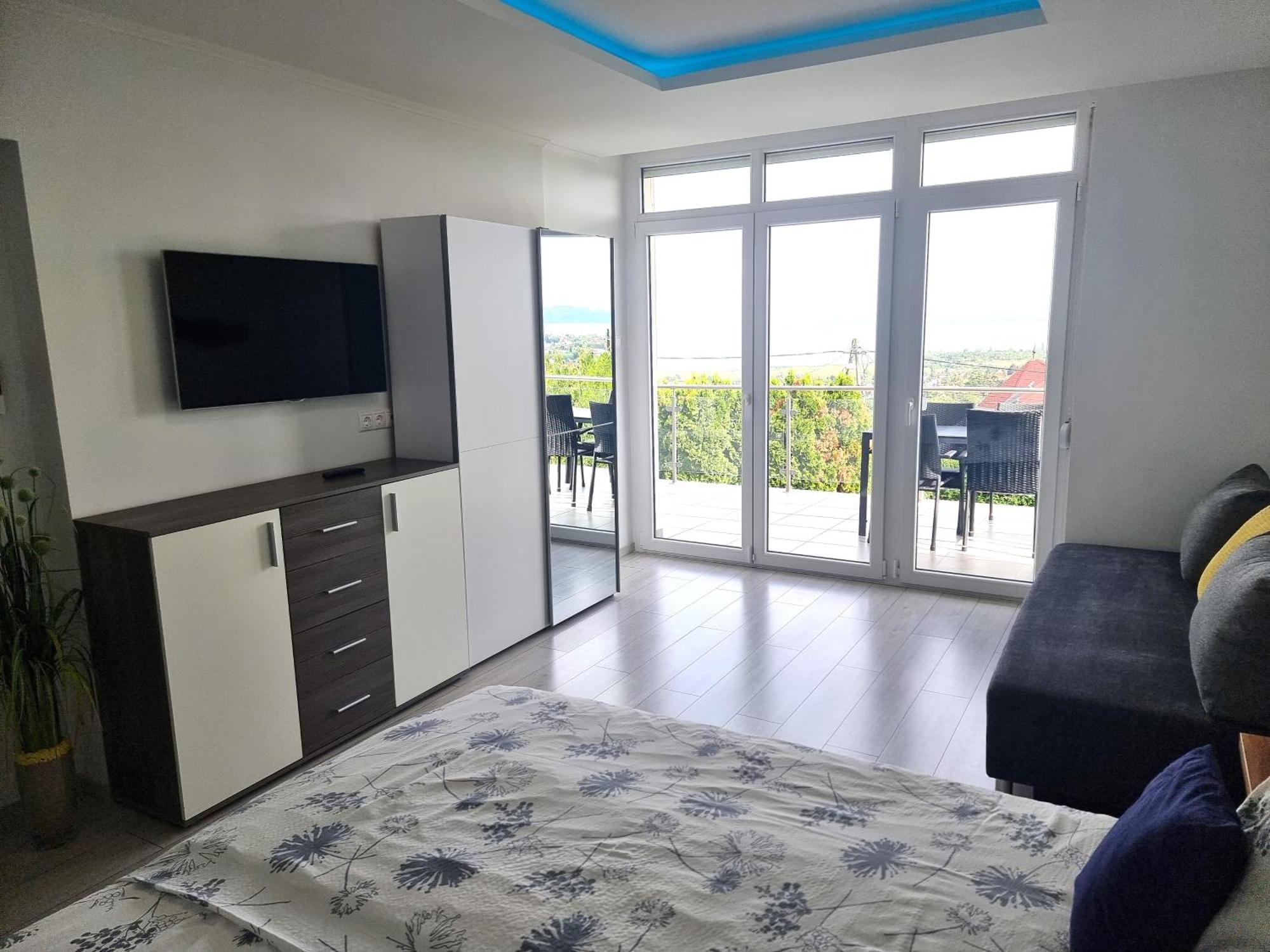 Lakeview Apartments Balatonfuered 外观 照片
